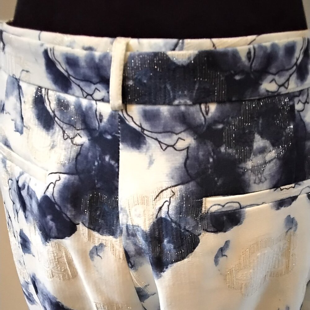 Ladies Tahari Floral Print Pant Suit - Picture 9 of 16
